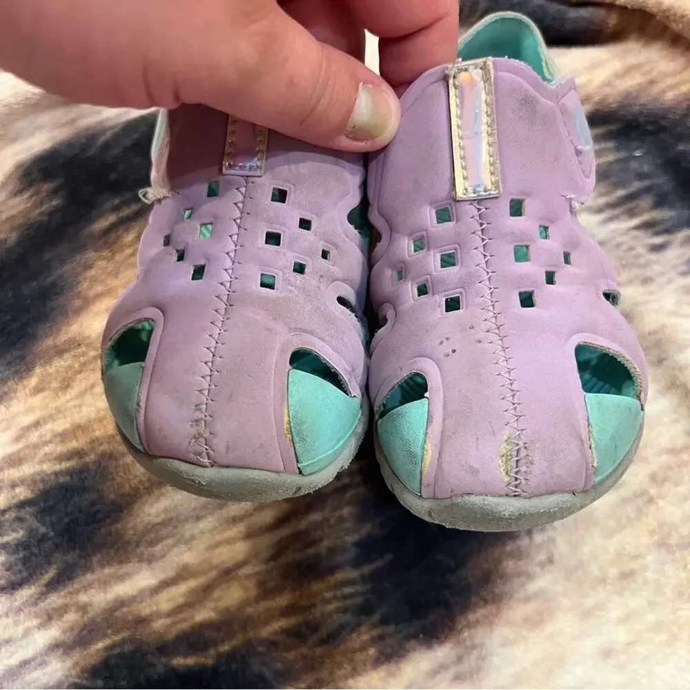 Wonder Nation Ankle Strap Baby Girl Water Shoes Sandals Size 5 / 6 Light Purple